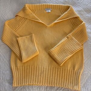 St John Sport V-Neck Shall Collar Sweater for Women - Sz Large Like New